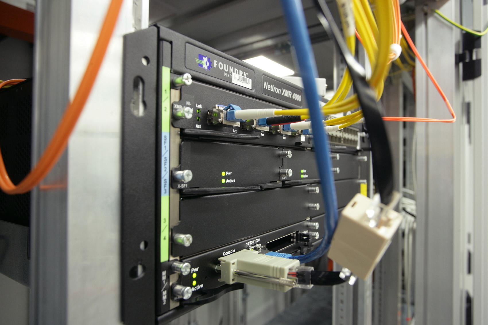 1&1 Internet AG erweitert WAN-Netzwerk mit Multi-Service Backbone